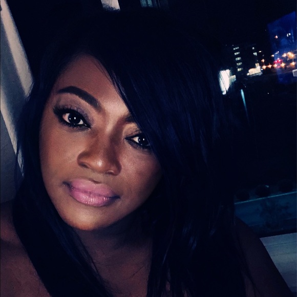 Meet your Posher, Bridgette - Picture 2 of 2